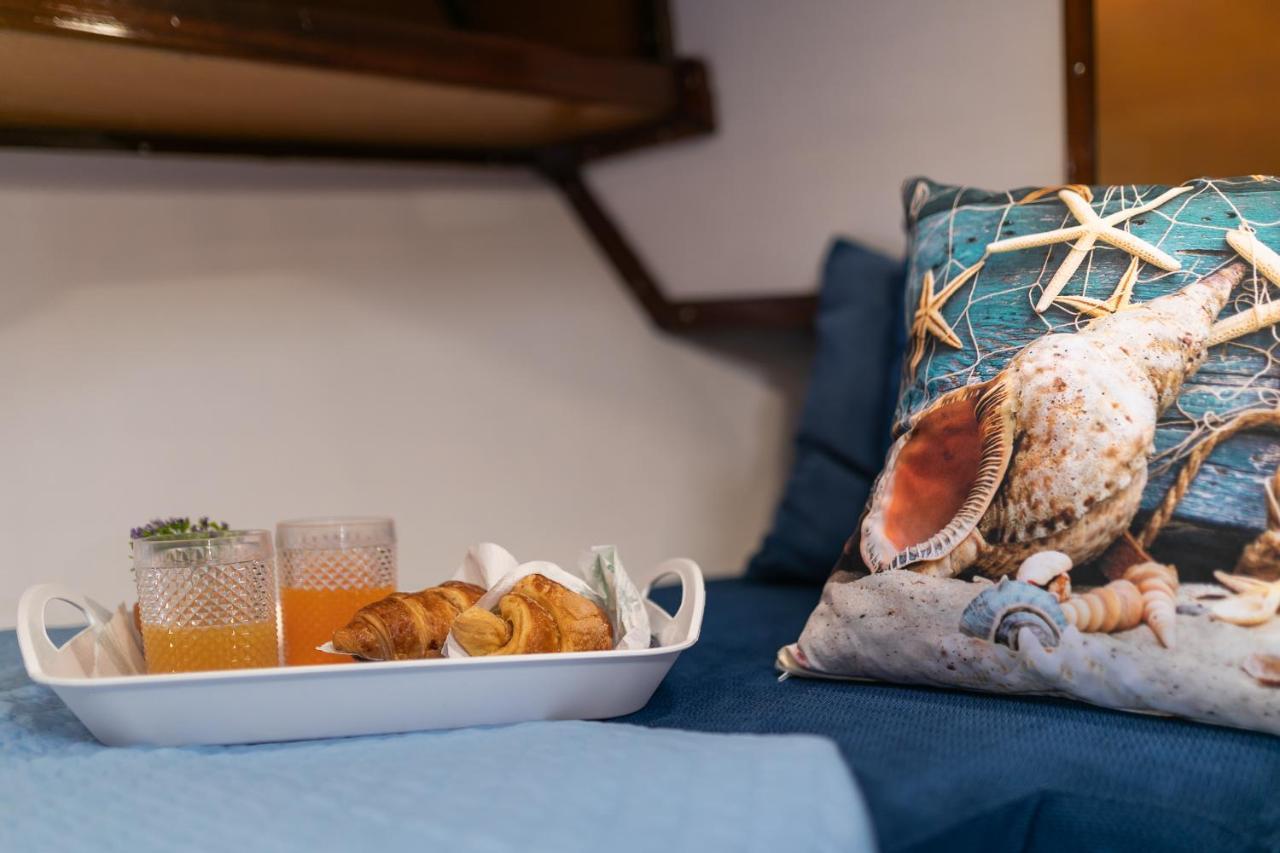 Marta Boat B&B كاستيلساردو المظهر الخارجي الصورة